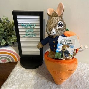 Peter Rabbit in a Carrot Plush NWT